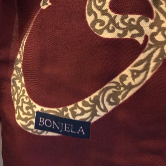 New ladies scarf. 100% polyester - Picture 4 of 5